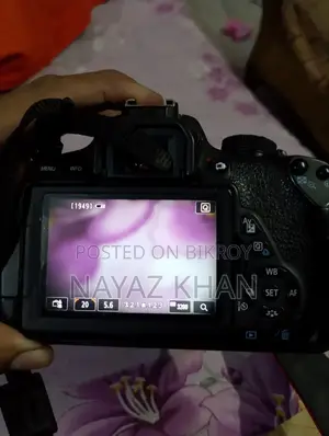 ক্যানন ৭০০ডি