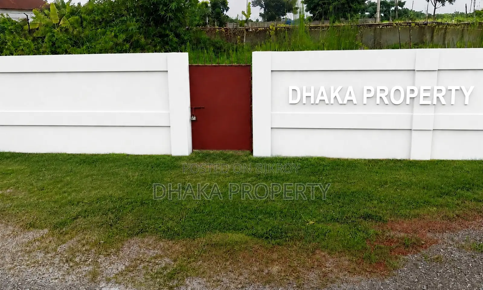 সেক্টর-২০ এ ৩০ ফুট রাস্তার পাশে ৩ কাঠার পার্কমুখী জমি