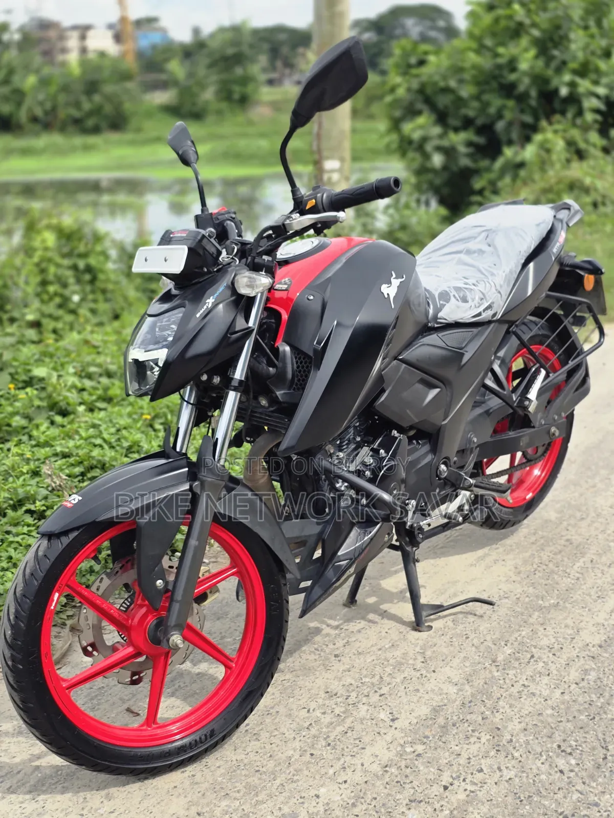 TVS Apache RTR 160 4V Fi 2025 Black
