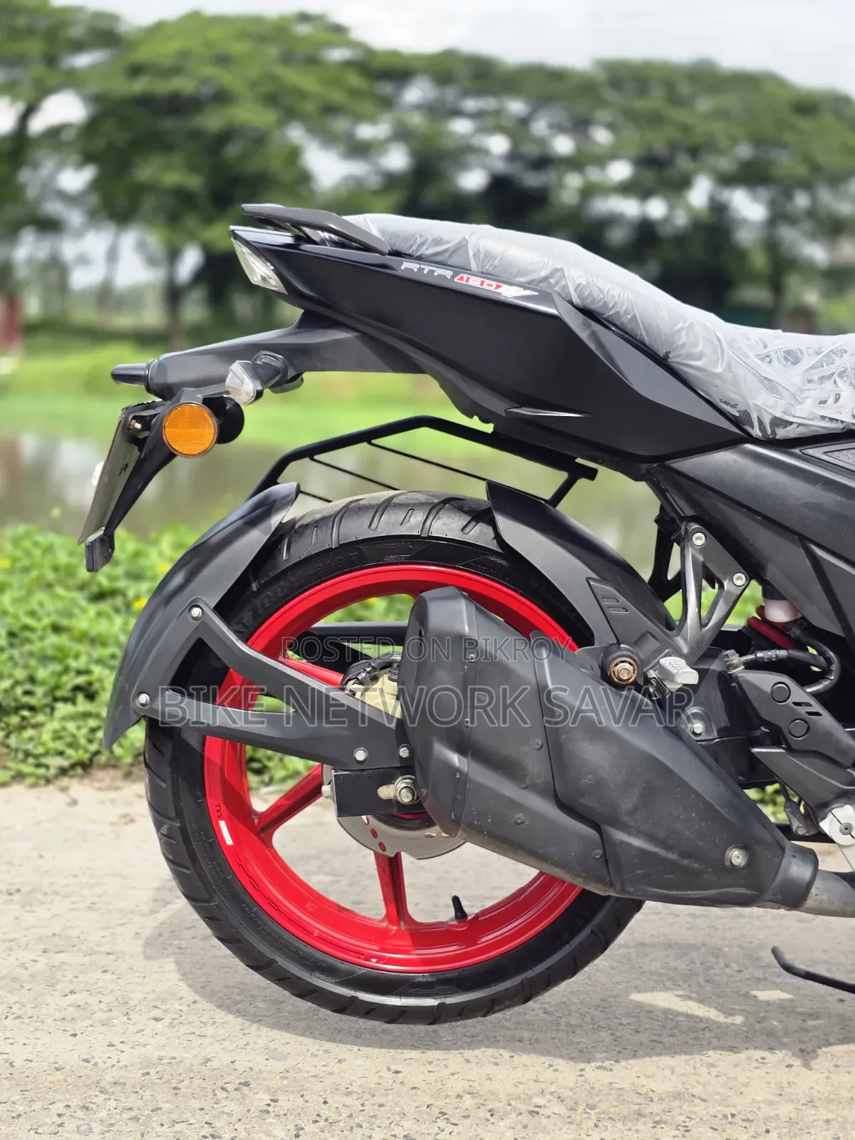 TVS Apache RTR 160 4V Fi 2025 Black