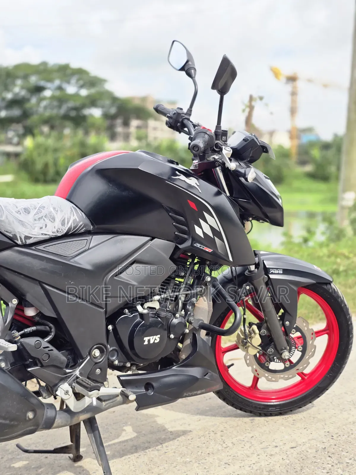 TVS Apache RTR 160 4V Fi 2025 Black