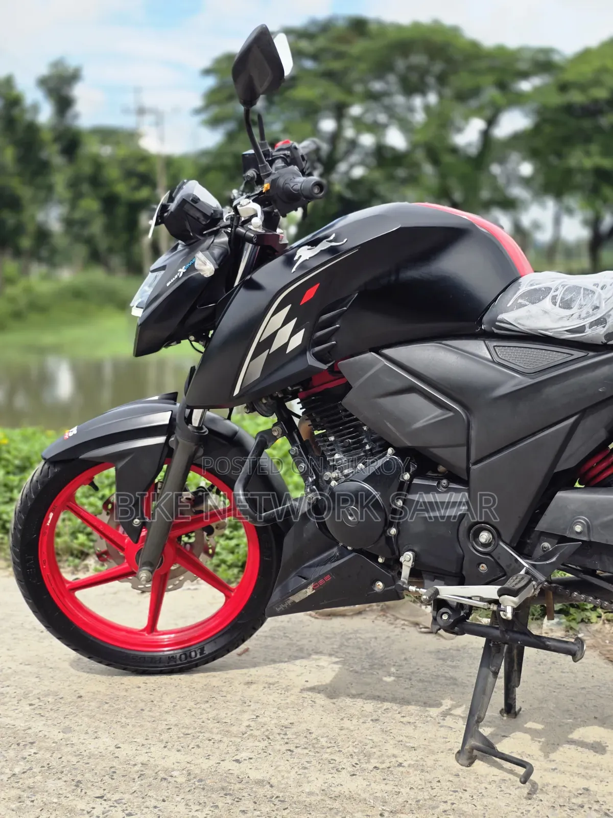TVS Apache RTR 160 4V Fi 2025 Black