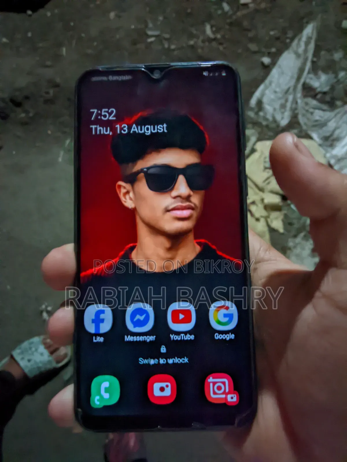 Samsung Galaxy A20 32 GB Black