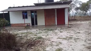 ফার্ম করার স্থাপনাসহ জমি ভাড়া