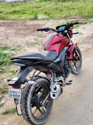 New Suzuki Gixxer 2022 Red