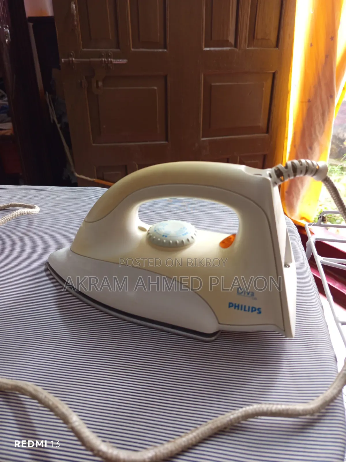 আইরন এবং টেবিল। ফিলিপস। সিঙ্গাপুরে তৈরি