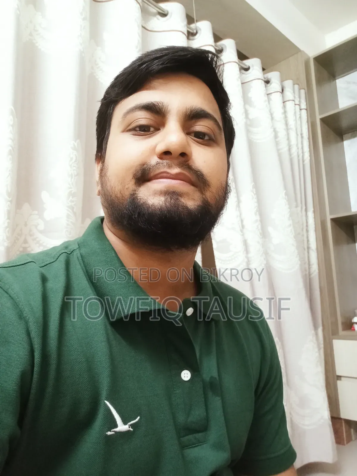 Accounting, Finance, Management পড়ানো হয়