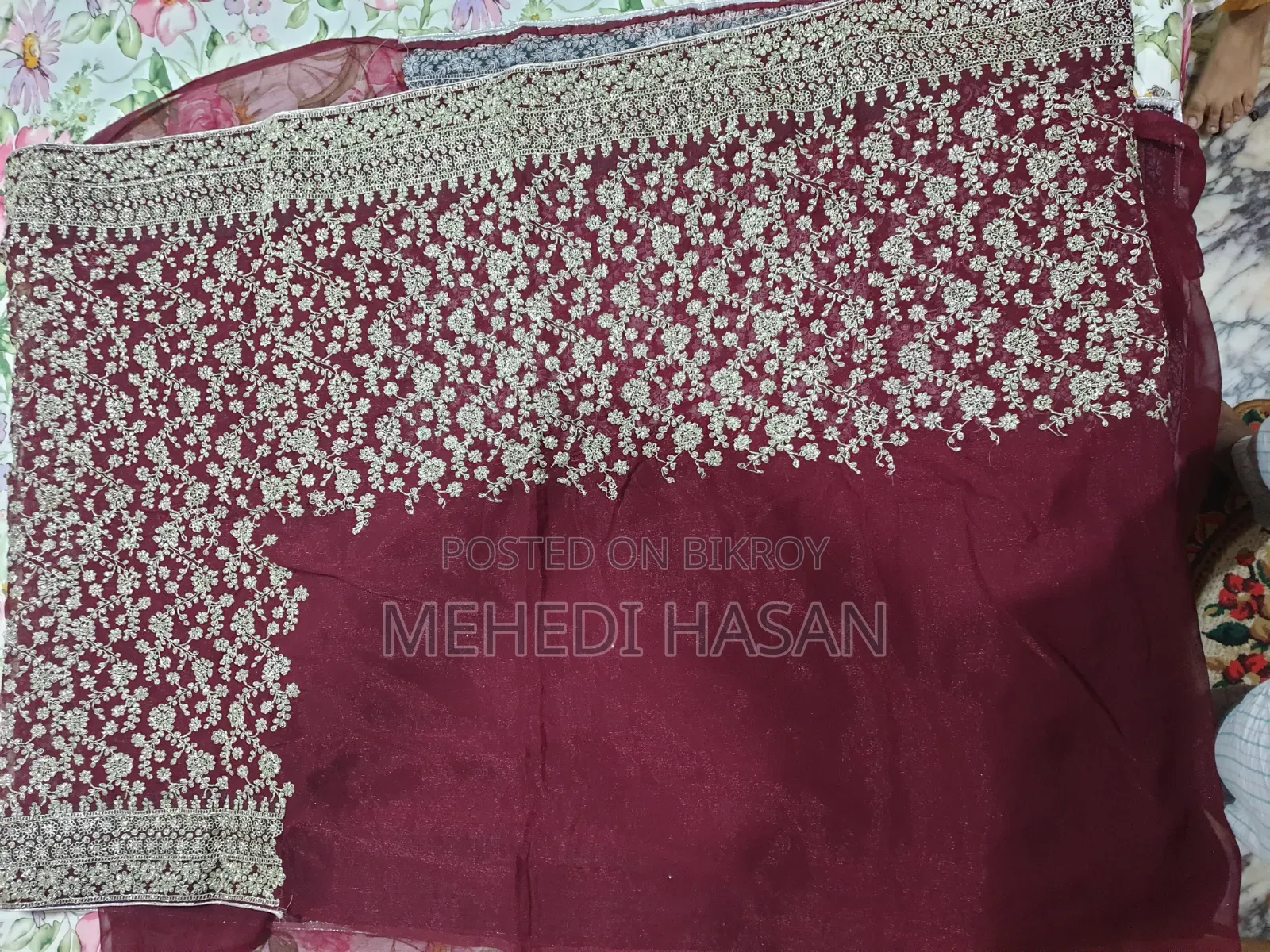 Stunning Party Saree with Thread Work on Net