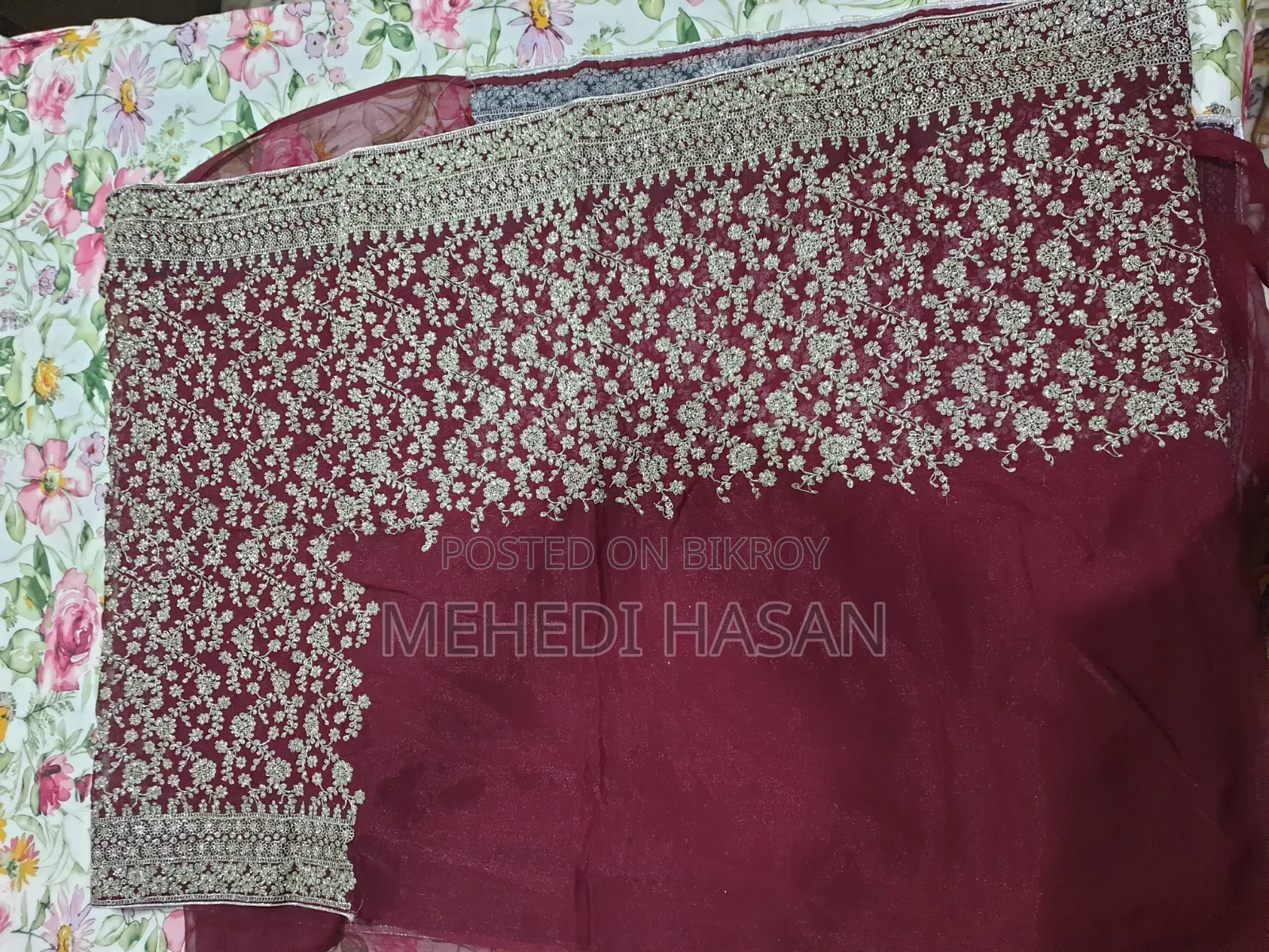 Stunning Party Saree with Thread Work on Net