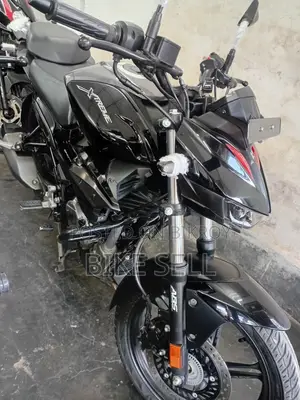 Hero Xtreme 125R 2025 Black