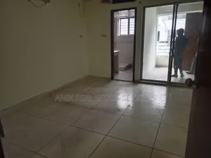 গুলশানের অনিক রিয়েল এস্টেটে ৩ বেডরুমের অ্যাপার্টমেন্ট বিক্রয়ের জন্য