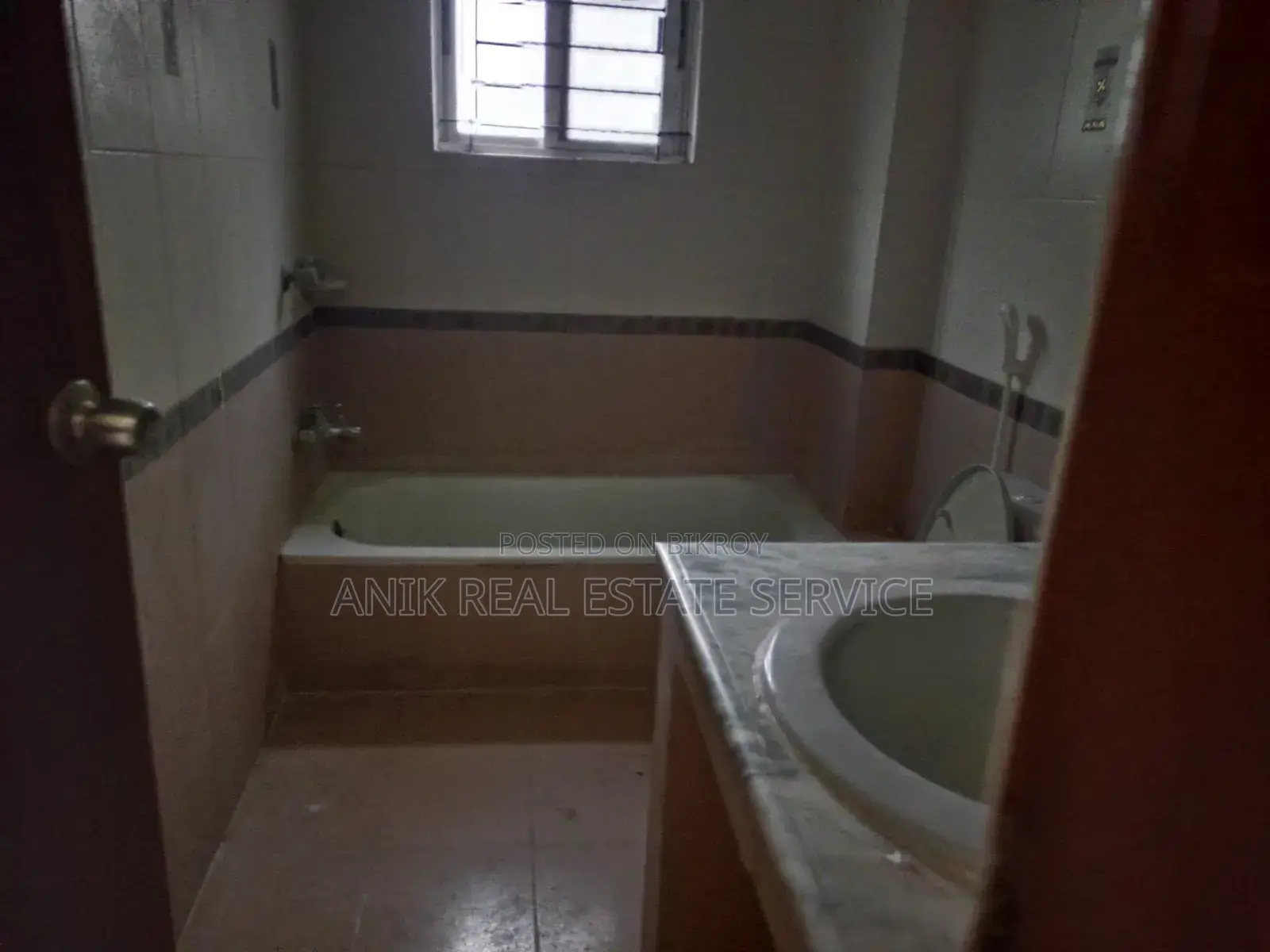 3 Bedroom Apartment in Anik Real Estate, Gulshan for Sale