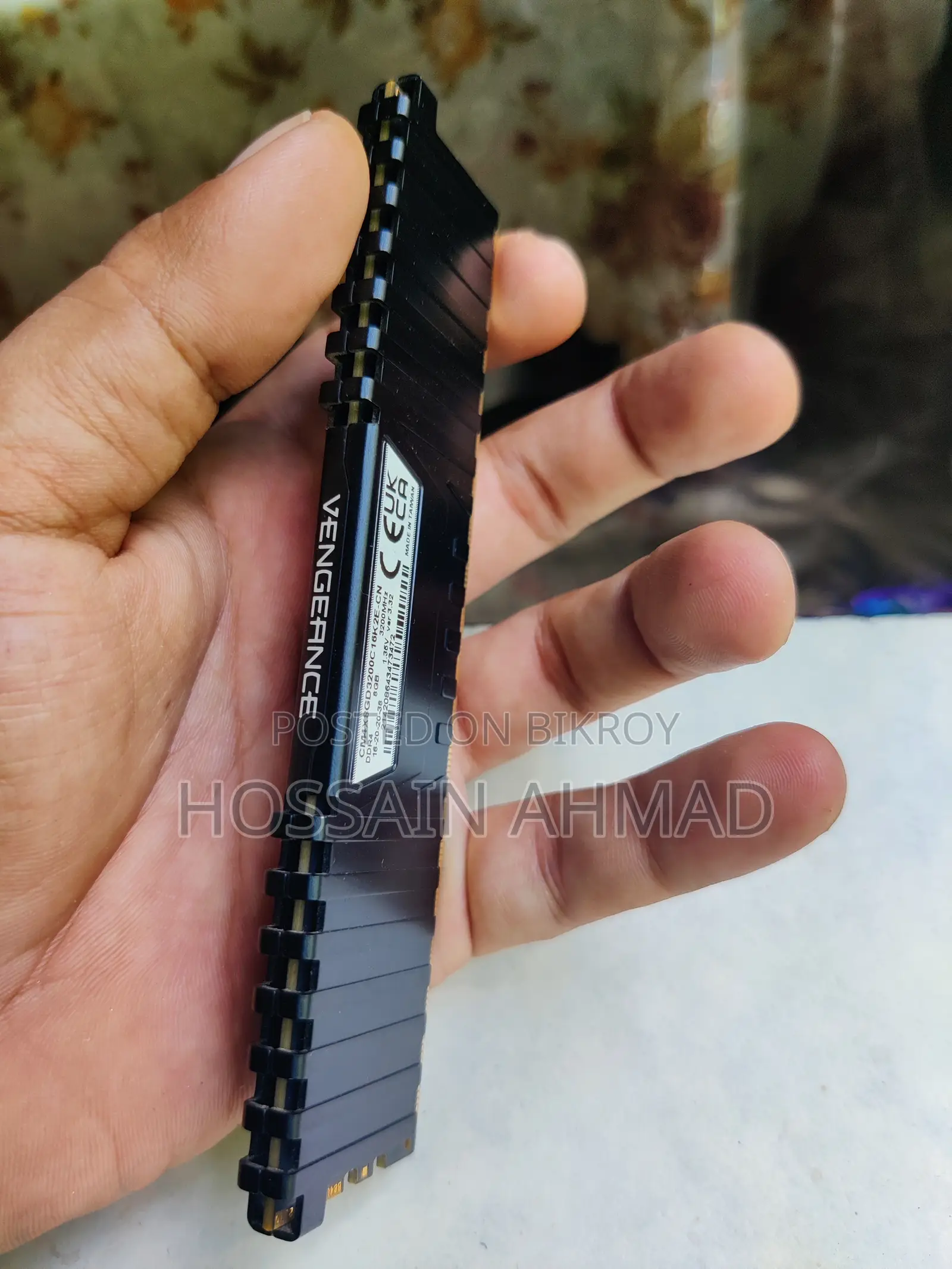 Corsair Vengeance 8GB DDR4 3200MHz RAM - Excellent Condition