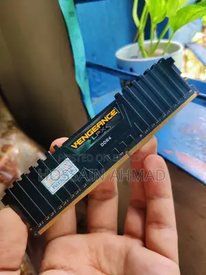 Corsair Vengeance 8GB DDR4 3200MHz RAM - Excellent Condition