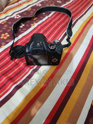 Fujifilm FinePix SL300 S-Series 30x Optical Zoom Camera