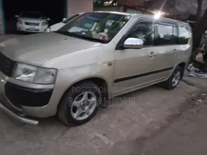 টয়োটা প্রবক্স ২০০৩ সিলভার