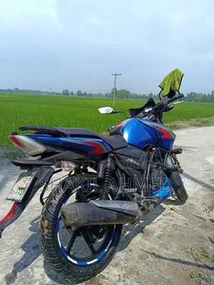 TVS Apache RTR 160 2V 2018 Blue