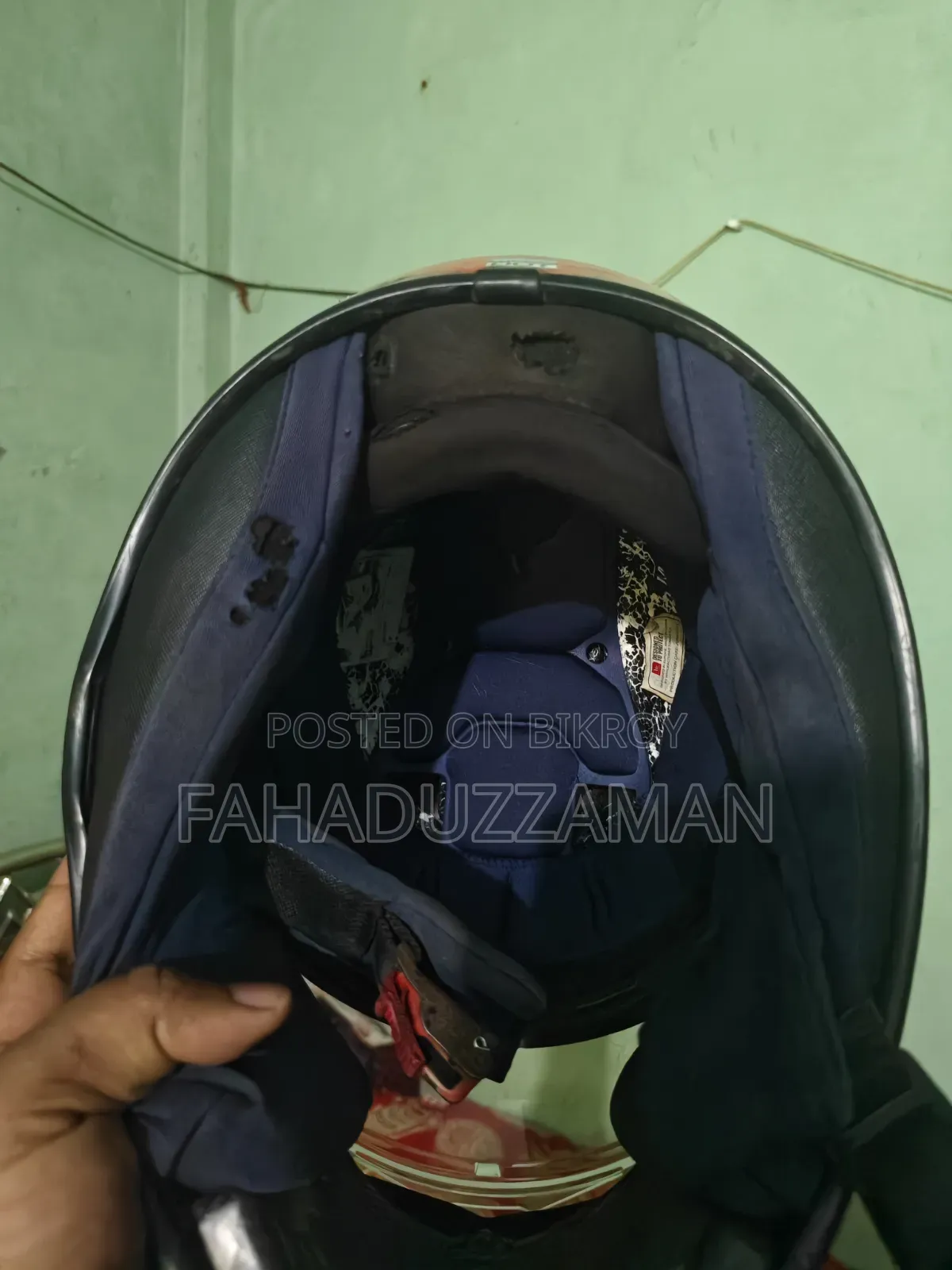 এমটি হেলমেট স্ট্রিঙ্গার