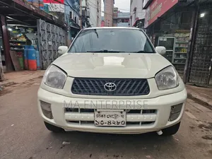 টয়োটা রাশ ২০০৬ পার্ল