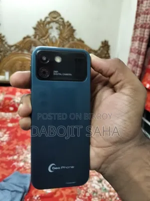 Geo 16 GB Blue