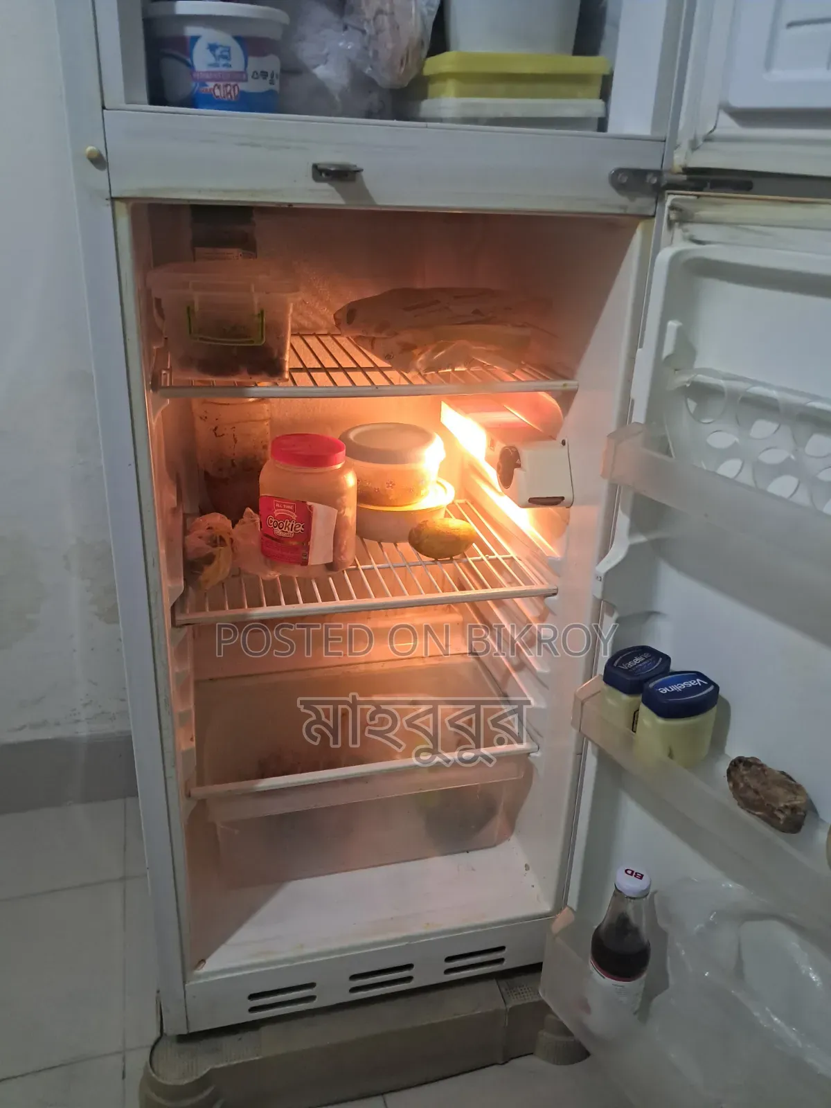 Refrigerator