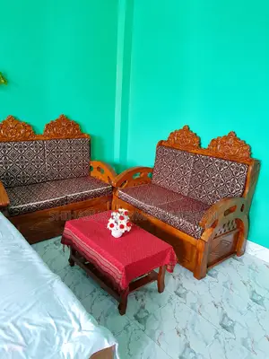 মেহেগুনি কাঠের সোফা সেট