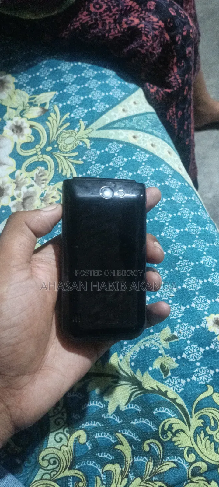 Nokia 2720 Flip 512 GB Black