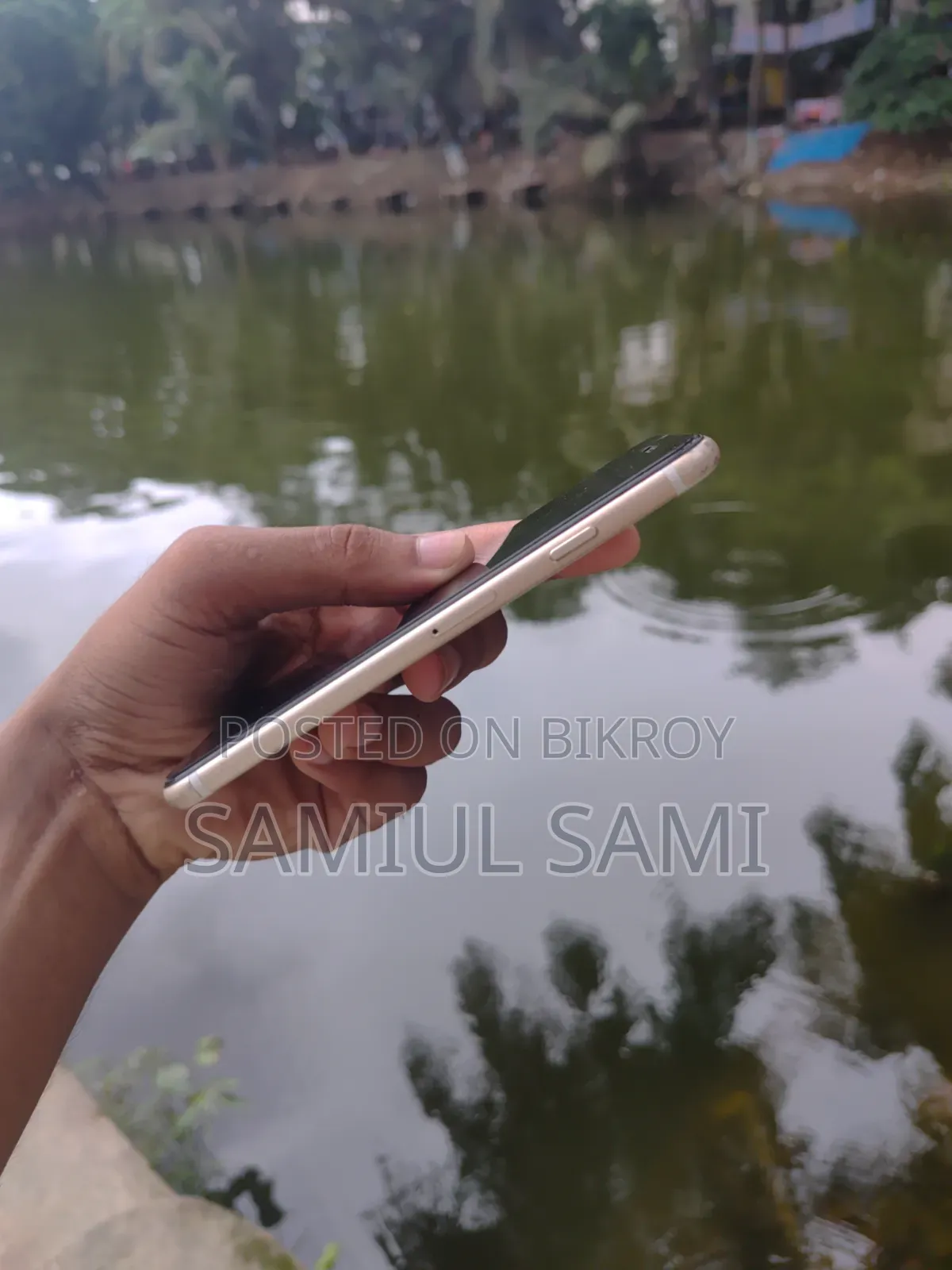 Apple iPhone 6s 128 GB Gold