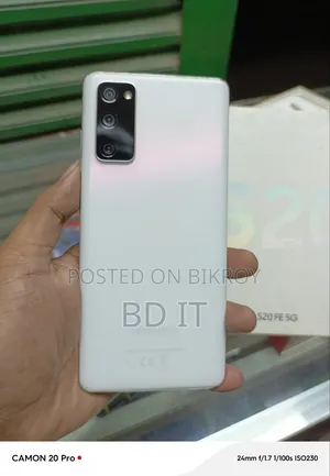স্যামসাং গ্যালাক্সি এস২০ এফই ৫জি এসডি৮৬৫ ২৫৬ জিবি সাদা