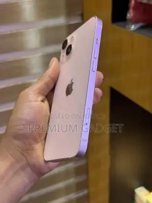Apple iPhone 13 128 GB Pink