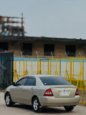 টয়োটা করোল্লা ২০০১ গোল্ড
