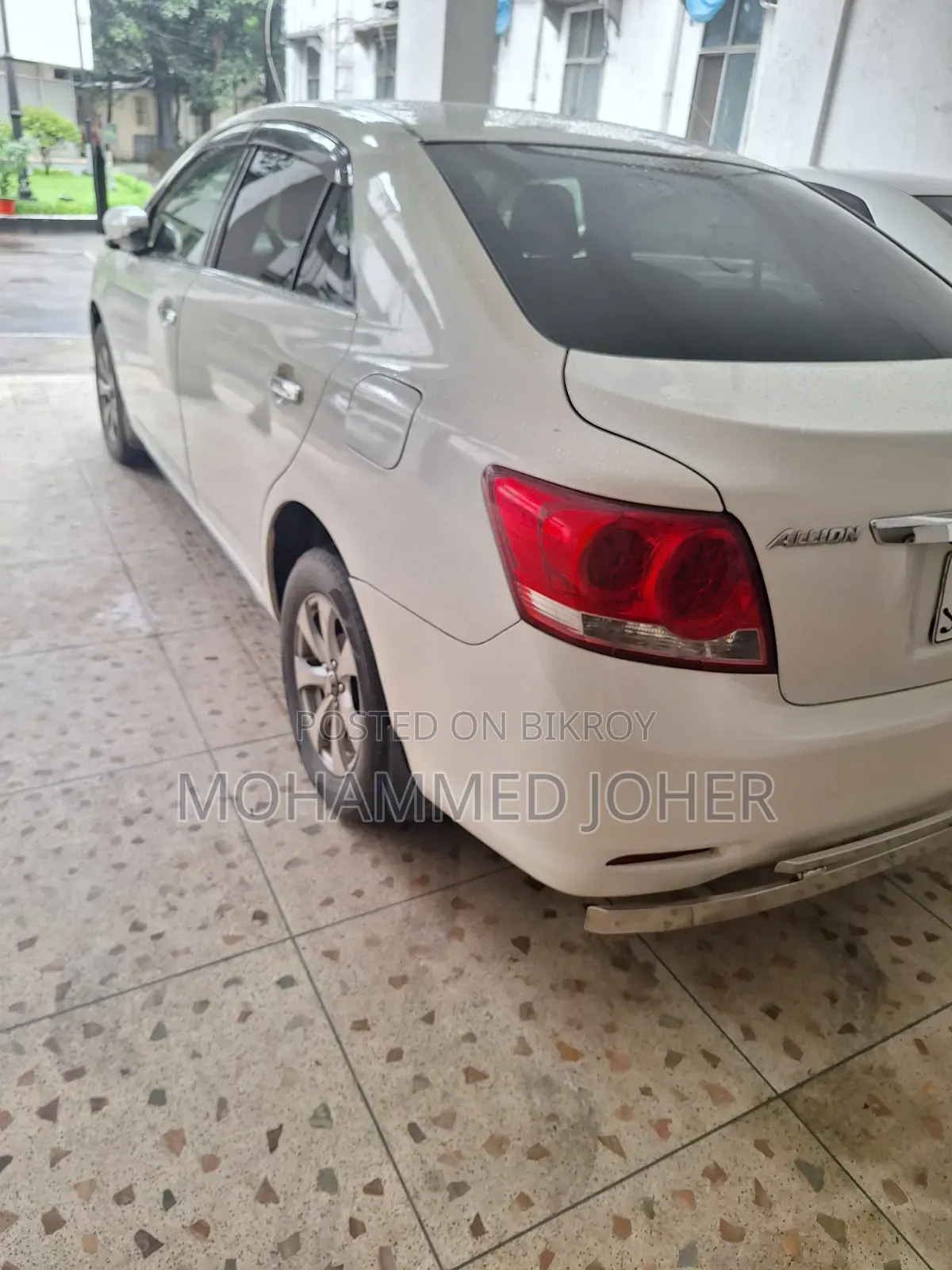 টয়োটা অ্যালিয়ন ২০১০ পার্ল