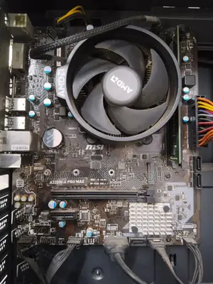 Desktop Computer 8GB AMD Ryzen 3 SSD 250GB