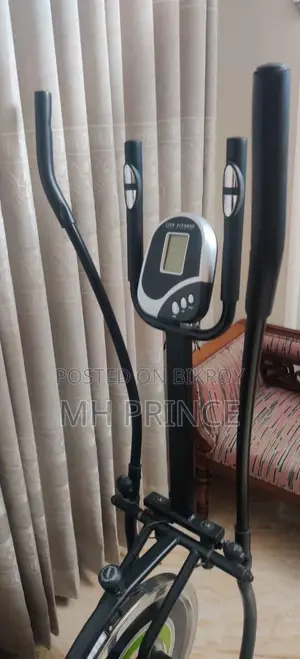 ক্রস ট্রেইনার Cross Trainer