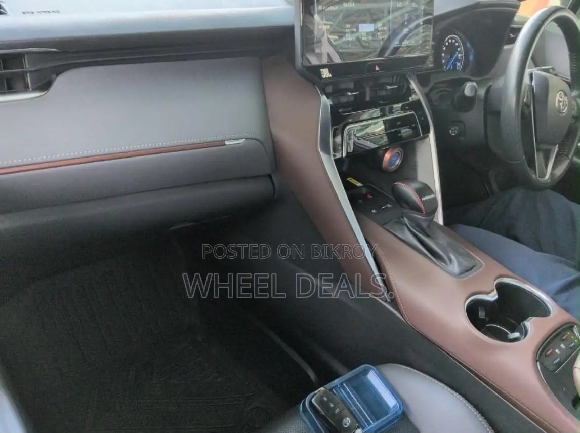 Toyota Harrier Hybrid Z Leather Package 2022 White