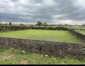 কাছাকাছি বন উত্তর সেক্টর-২৪ এ ৫ কাঠা