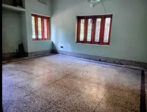 4 Bedroom House in Amber Khana for Rent