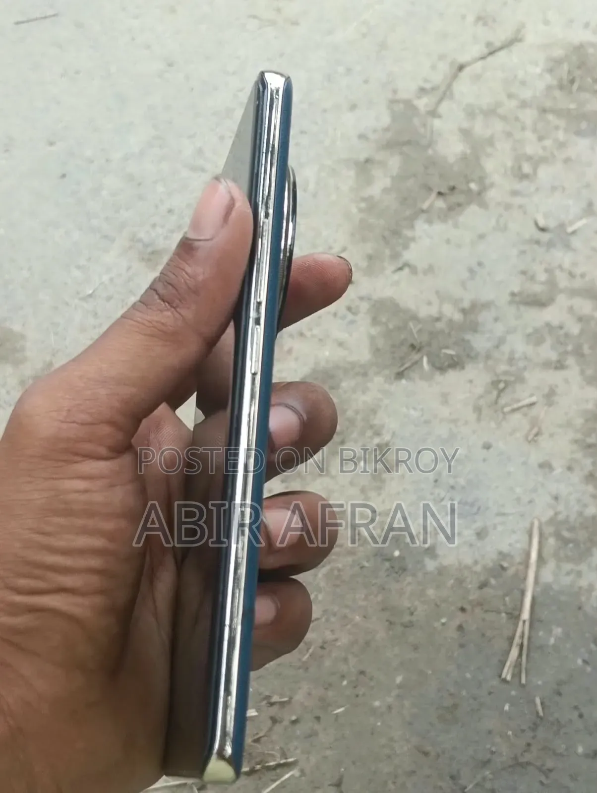 রিয়েলমি ১২ প্রো+ ২৫৬ জিবি ব্লু