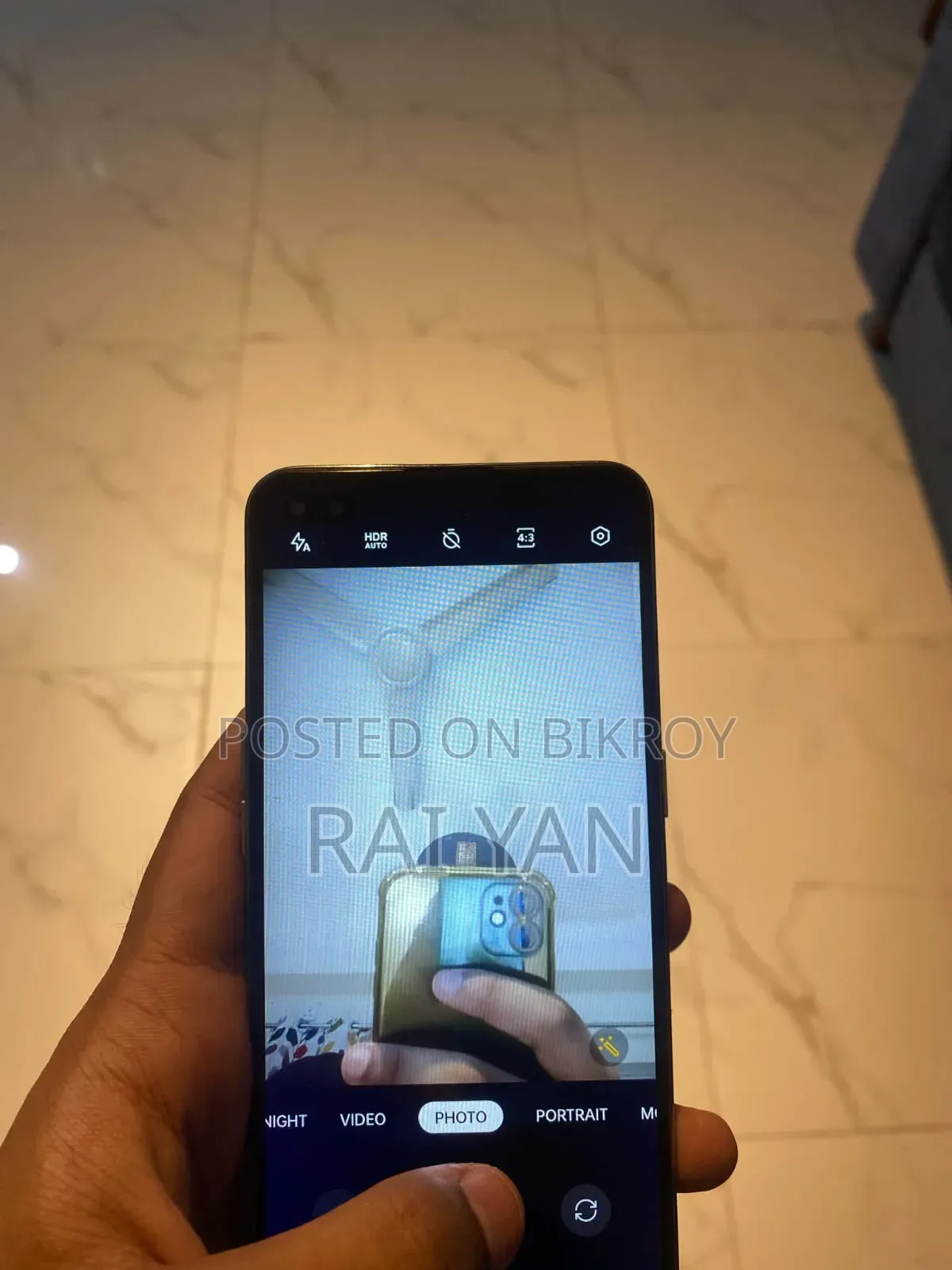 অপ্পো এফ১৭ প্রো ১২৮ জিবি হোয়াইট