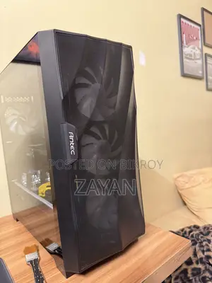 Antec Dark Fleet 700
