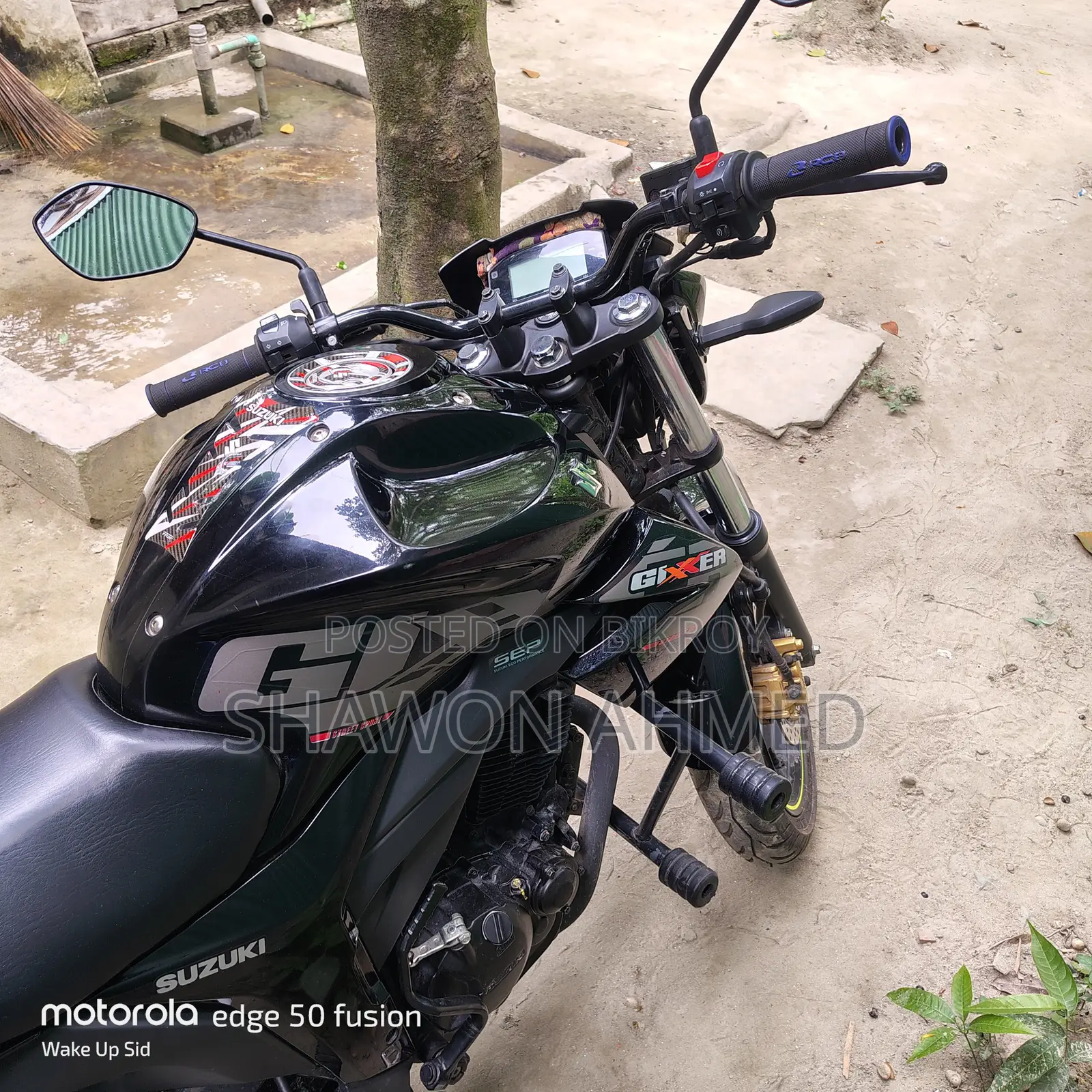 সুজুকি জিক্সার ২০২৫ ব্ল্যাক