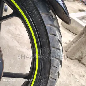সুজুকি জিক্সার ২০২৫ ব্ল্যাক