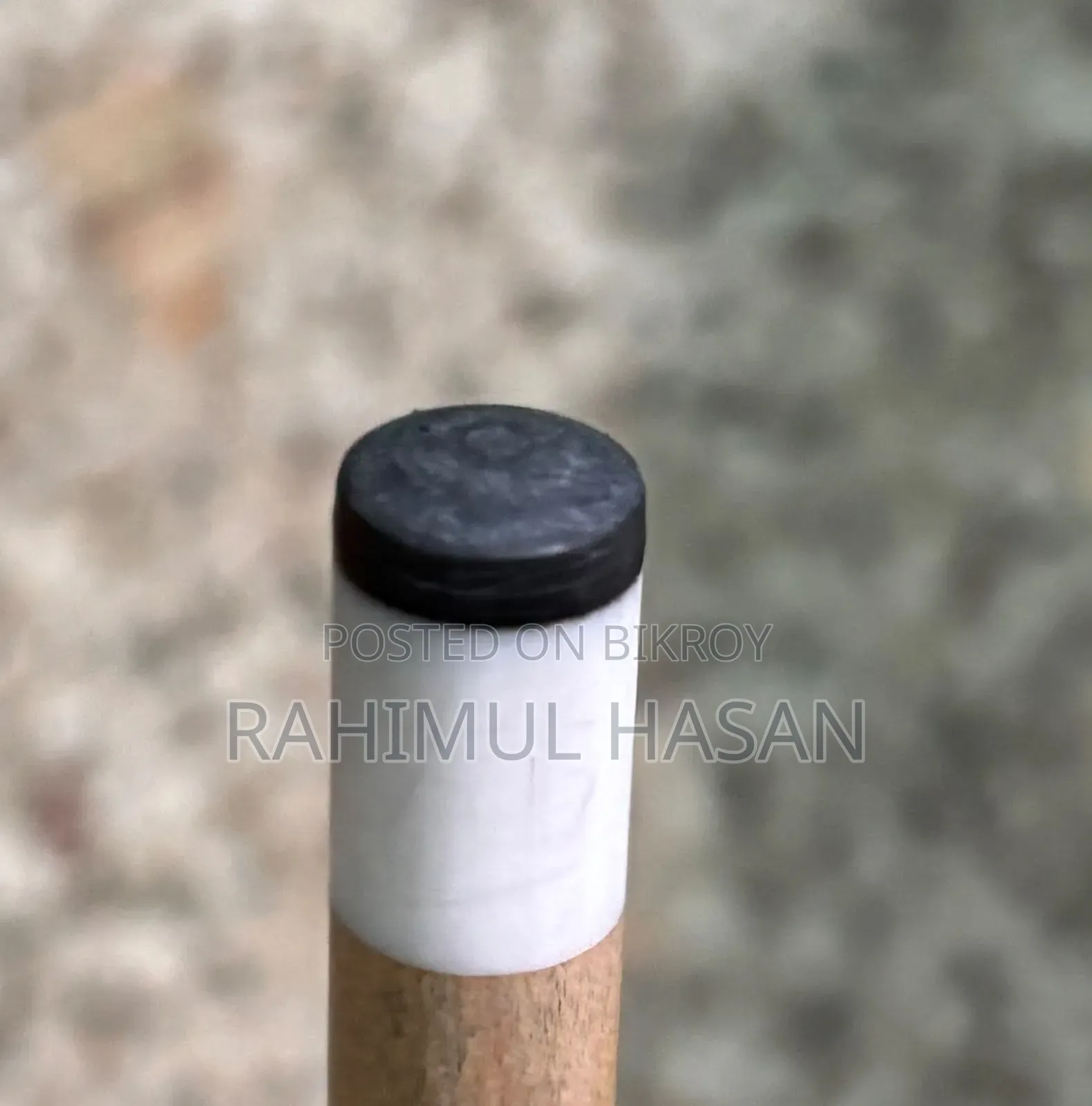 ব্যাগ এবং চক হোল্ডার সহ পুল কিউ