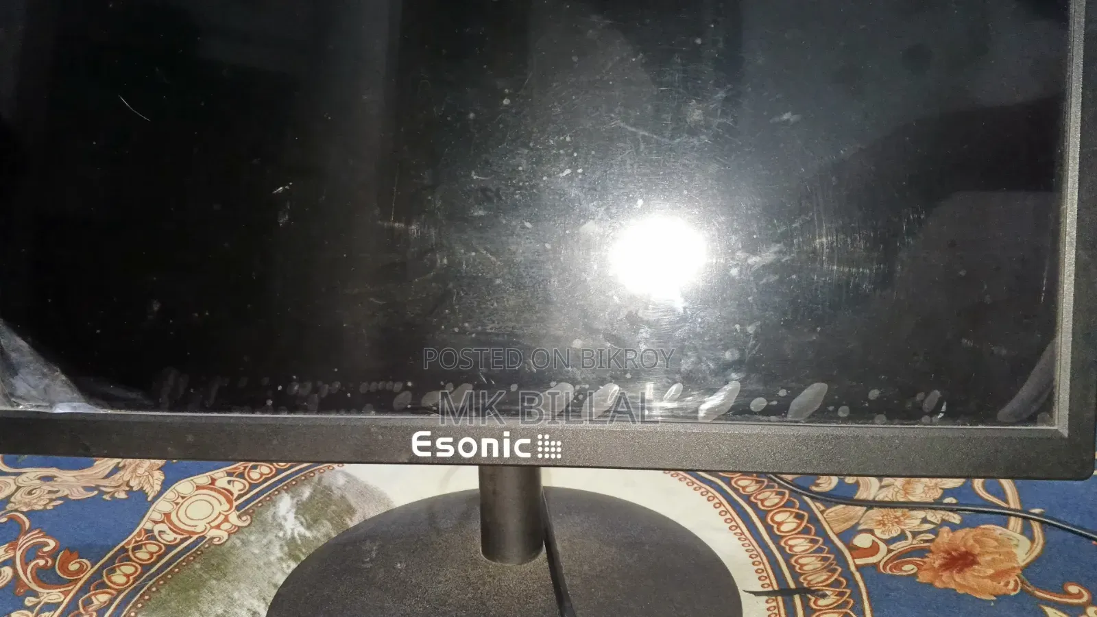 Monitor Esonic 21 Inch