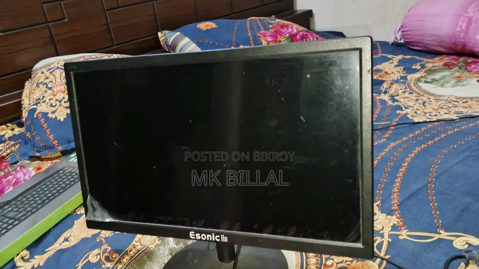 Monitor Esonic 21 Inch