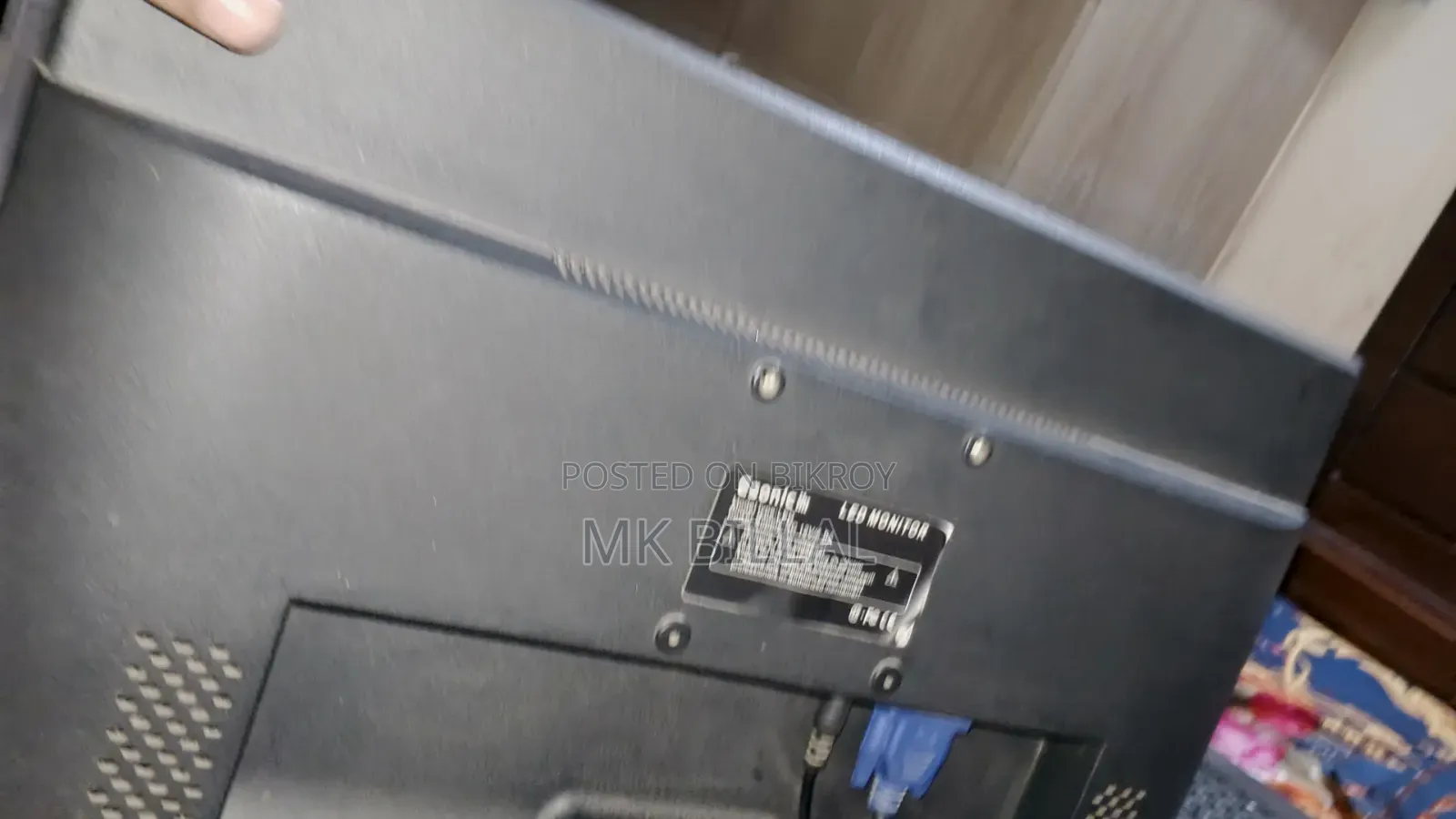 Monitor Esonic 21 Inch