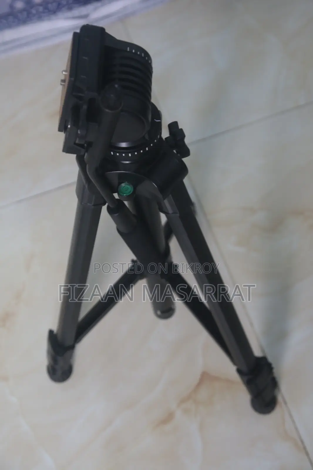Yunteng Tripod 880