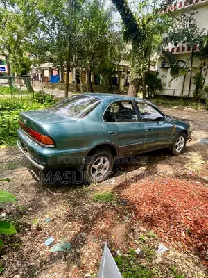 টয়োটা স্প্রিন্টার ১৯৯৩ নীল