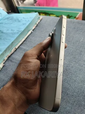 New Apple iPhone 16 Pro Max 256 GB Silver