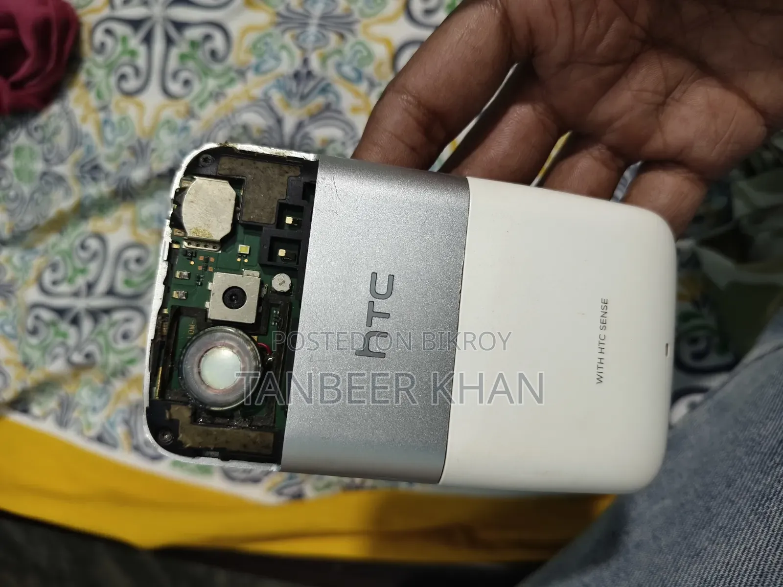HTC ChaCha White